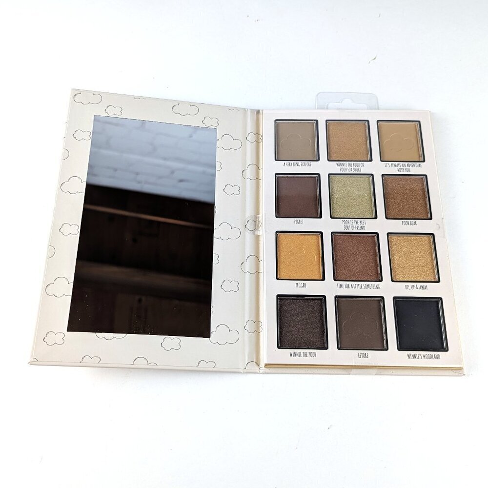 NEW Disney Winnie the Pooh Eyeshadow Palette by Taste Beauty - Picture 3 of 7